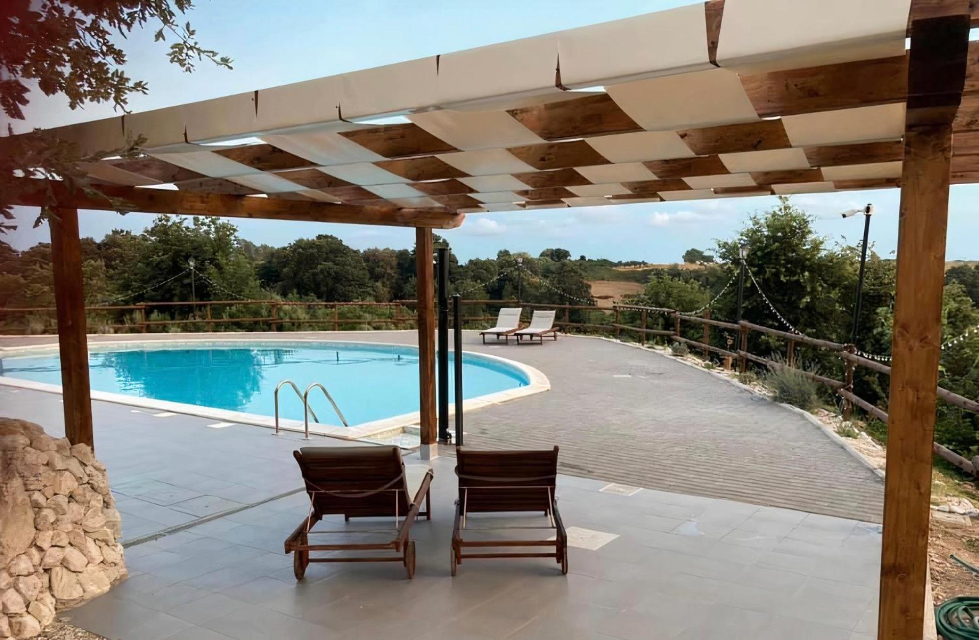 Love Nests By The Bell Tower Lodge Palidoro Exterior photo